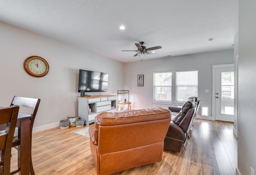 Dog Friendly Boise Home W/ Covered Patio & Grill!