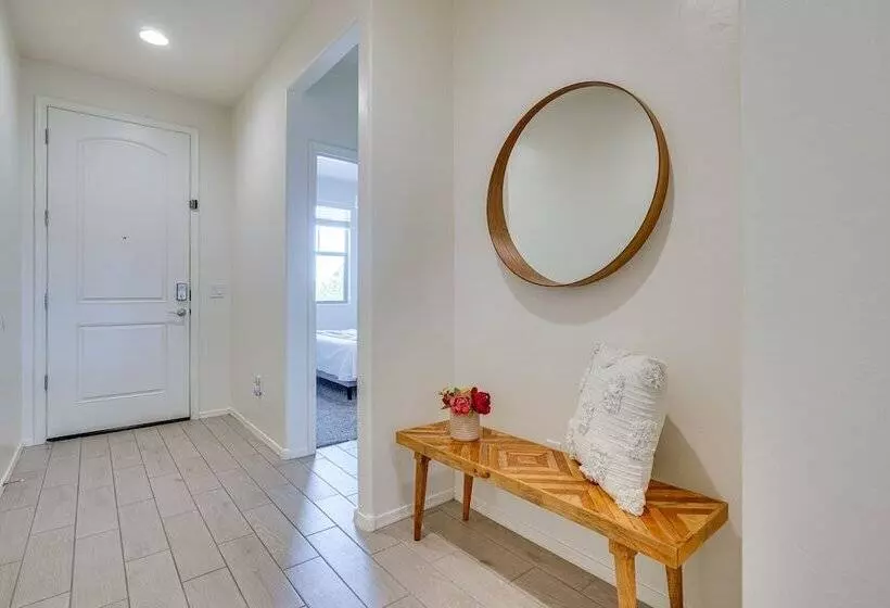 Family Friendly Home   1 Mi To Sahuarita Lake!