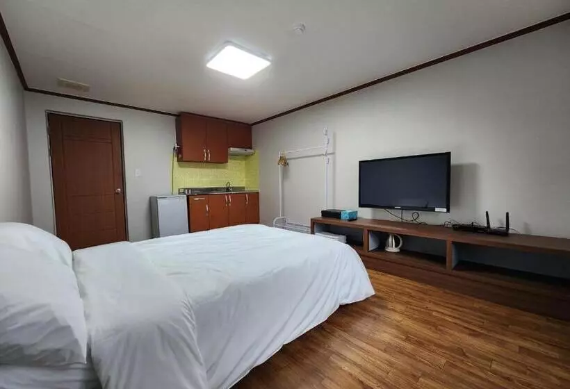 هتل Sorak Y Hostel