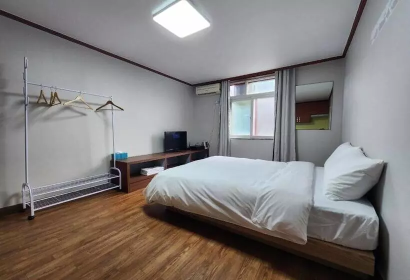 هتل Sorak Y Hostel