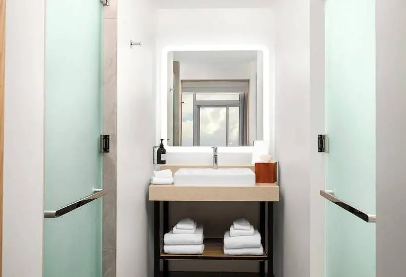 ホテル The Hiatus Clearwater Beach, Curio Collection By Hilton