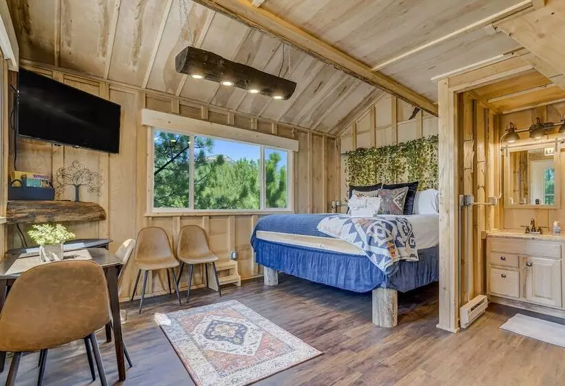 Hotelli Tree Eagles Nest