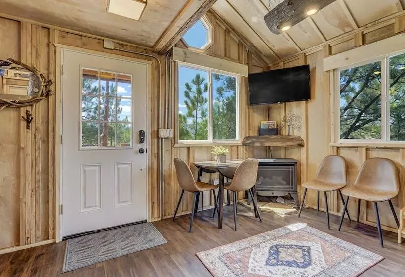 Hotelli Tree Eagles Nest