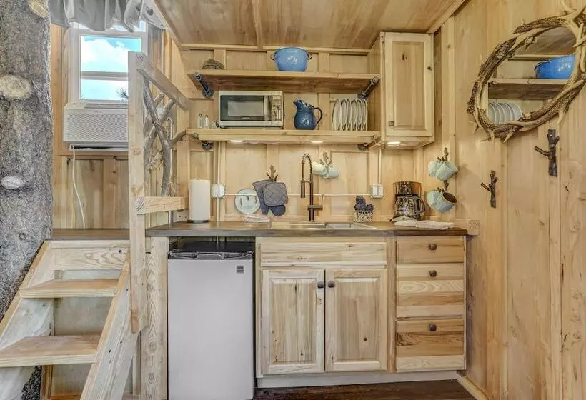 Hotelli Tree Eagles Nest