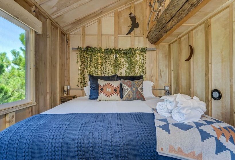 فندق Tree Eagles Nest