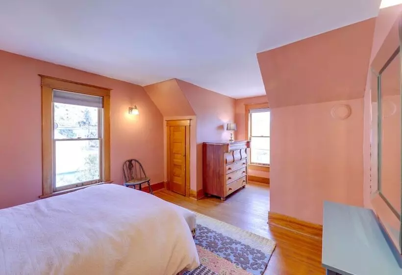 Idaho Springs Home   Walk To Downtown!