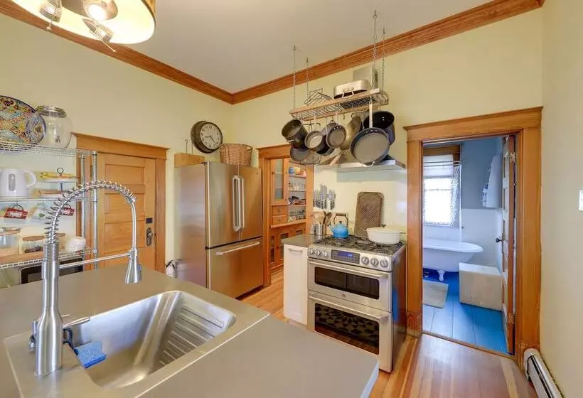 Idaho Springs Home   Walk To Downtown!