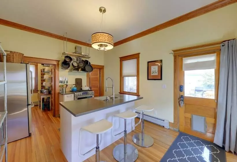 Idaho Springs Home   Walk To Downtown!