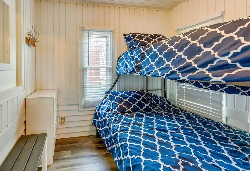 Lakefront Antioch Cottage W/ Dock & Gas Grill!