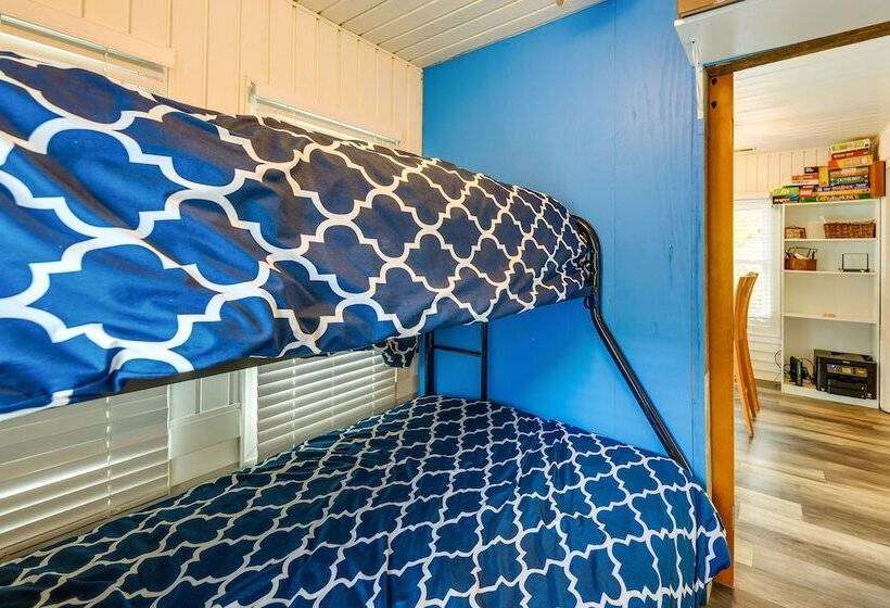 Lakefront Antioch Cottage W/ Dock & Gas Grill!