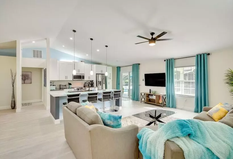 Palm Coast Home W/ Heated Pool: 3 Mi To Beach!