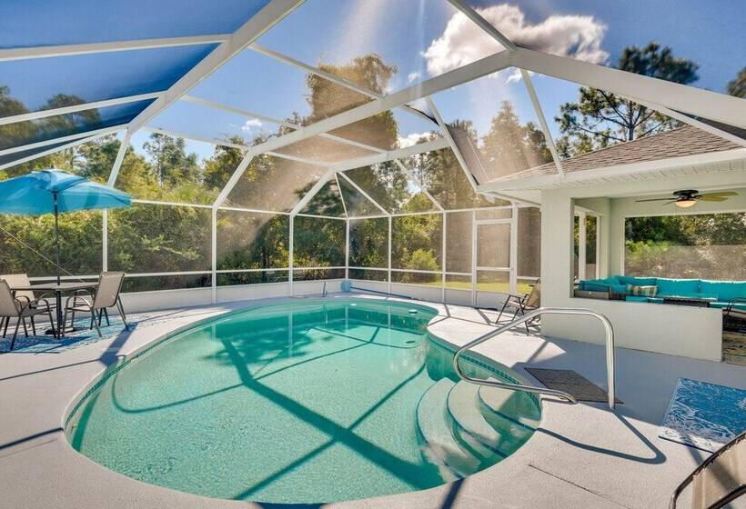 Palm Coast Home W/ Heated Pool: 3 Mi To Beach!