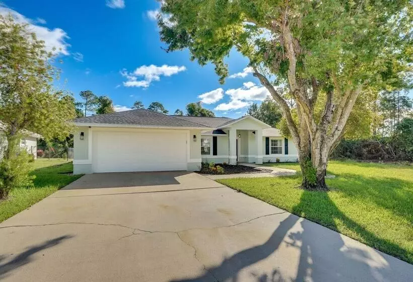 Palm Coast Home W/ Heated Pool: 3 Mi To Beach!