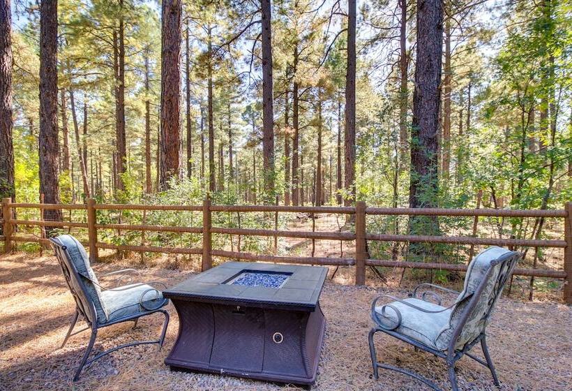 Peaceful Pinetop Hideaway W/ Yard Dog Friendly!