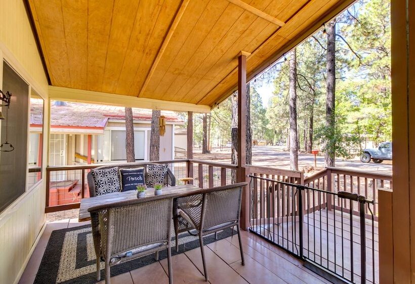 Peaceful Pinetop Hideaway W/ Yard Dog Friendly!