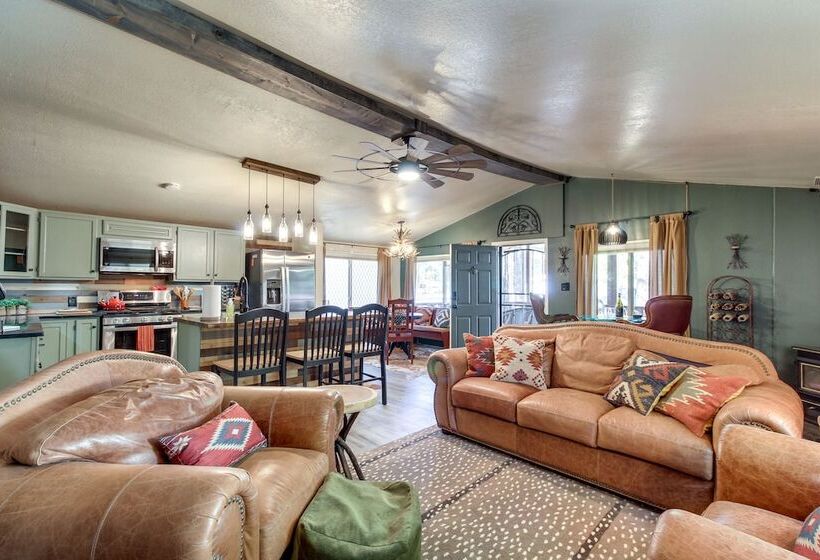 Peaceful Pinetop Hideaway W/ Yard   Dog Friendly!