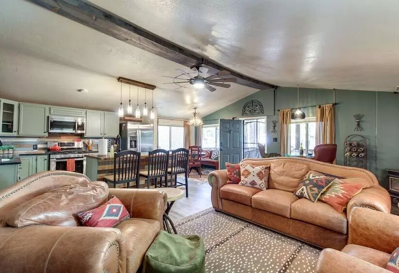 Peaceful Pinetop Hideaway W/ Yard   Dog Friendly!