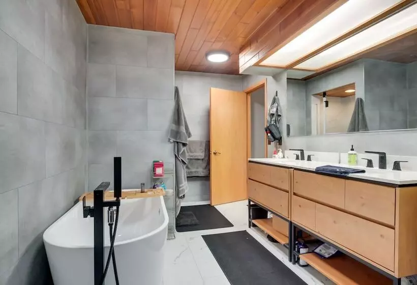 Pelican Lake House W/ Boat Dock And Sauna!