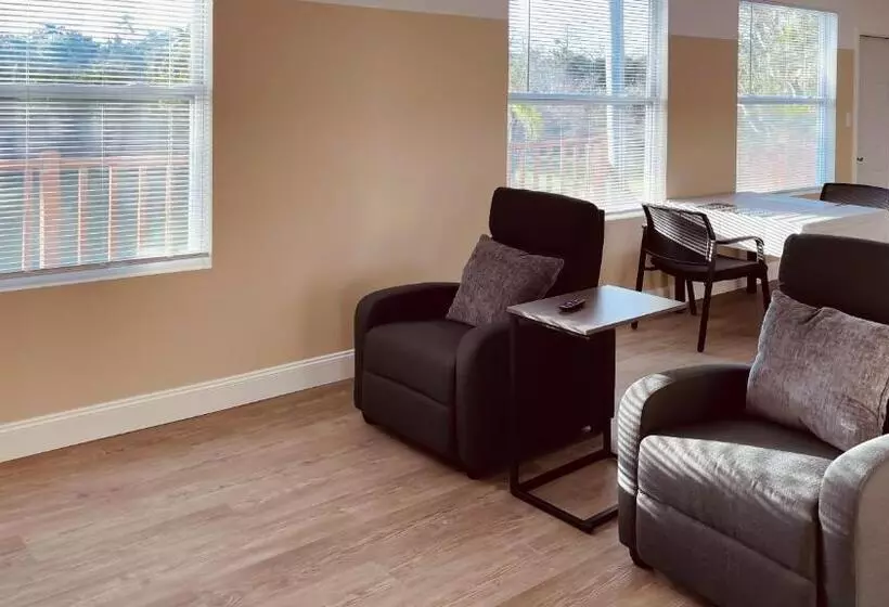 Majatalo White Orchid Apartments