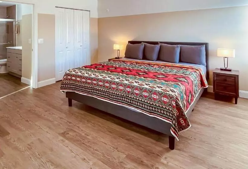 Majatalo White Orchid Apartments