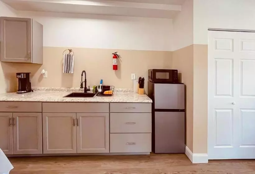 Majatalo White Orchid Apartments