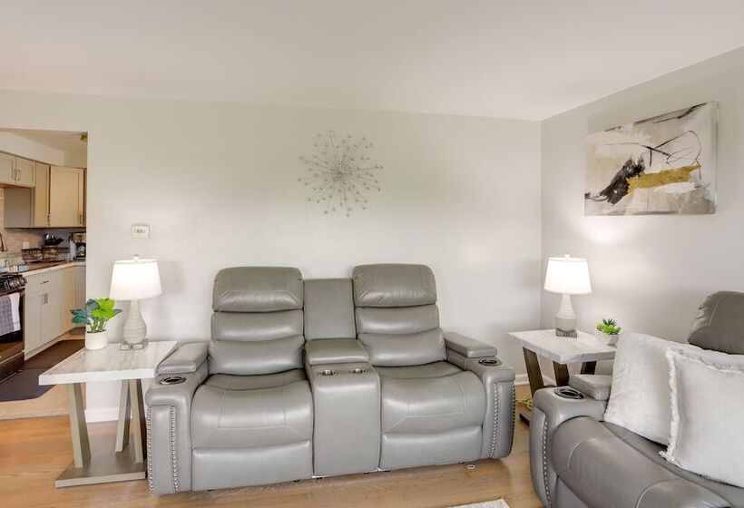 Pet Friendly Lorain Retreat W/ Fenced Yard!