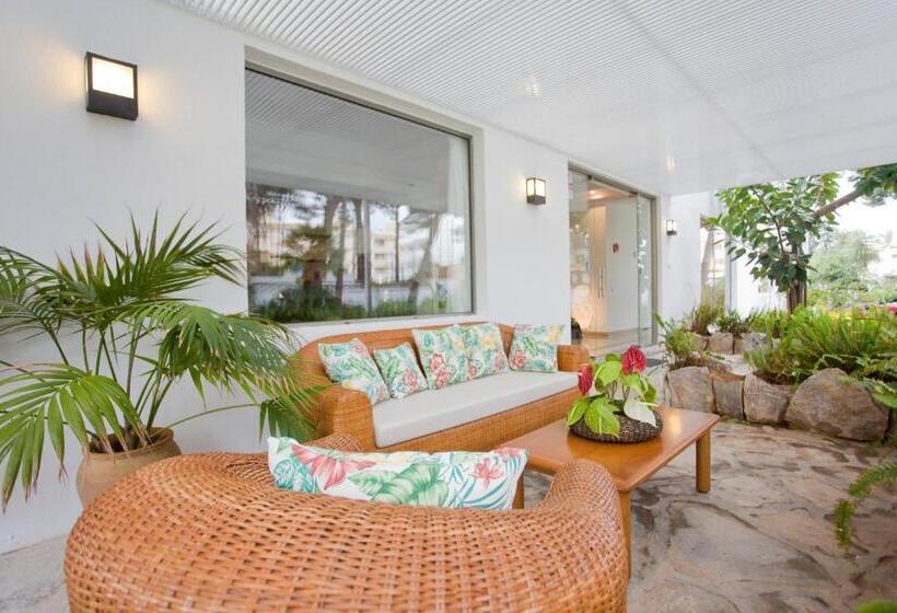 Petit Garden Hotel By Flacalco