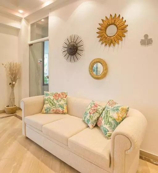 Petit Garden Hotel By Flacalco