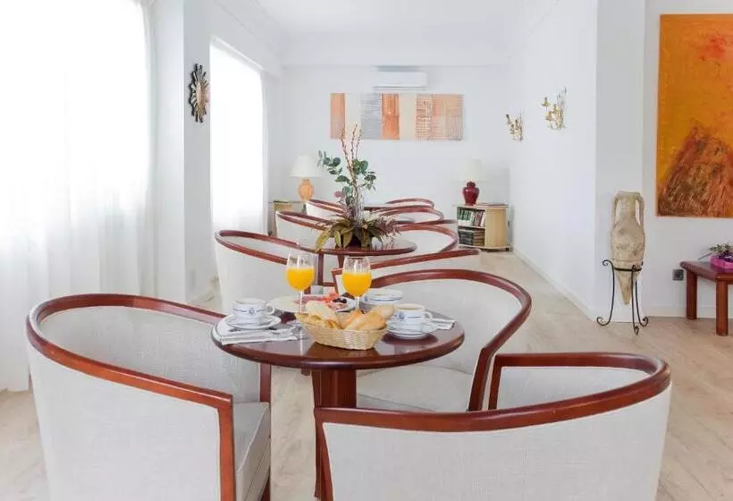 Petit Garden Hotel By Flacalco