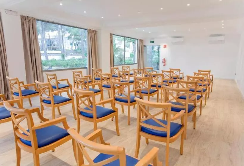 Petit Garden Hotel By Flacalco