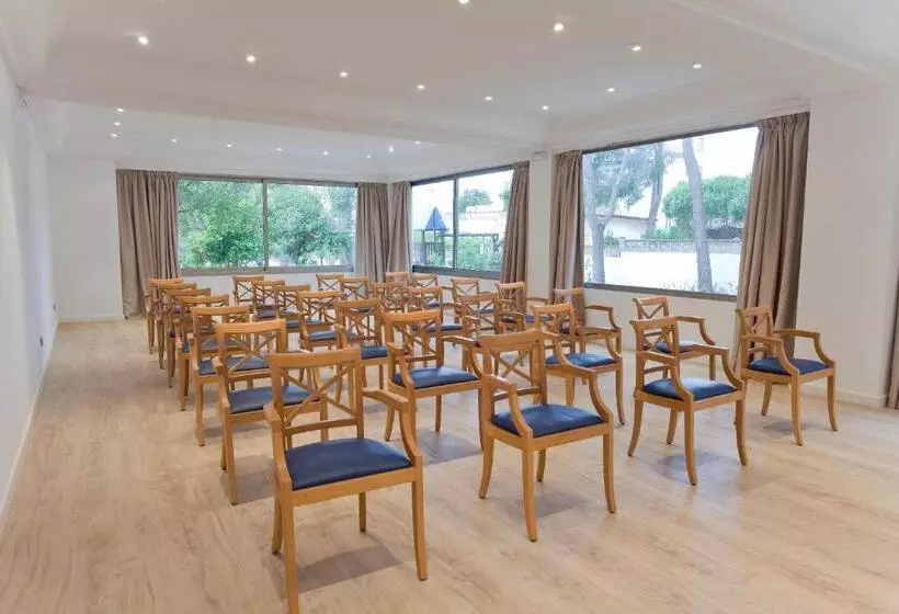 Petit Garden Hotel By Flacalco