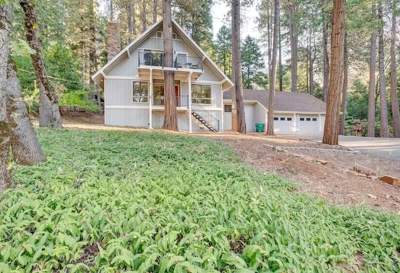 Pollock Pines Cabin: Game Room W/ A/c & Heat!