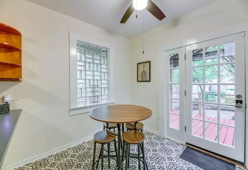 San Antonio Gem In Prime Location W/ Outdoor Space