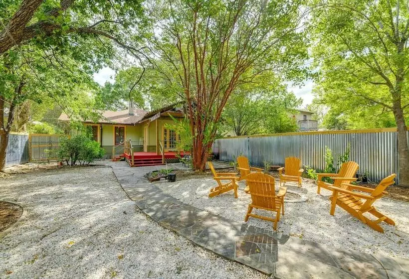 San Antonio Gem In Prime Location W/ Outdoor Space