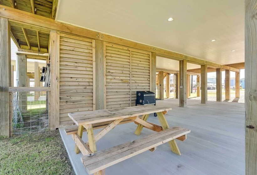 Blue Crab  Home In Surfside Beach: Walk To Beach!