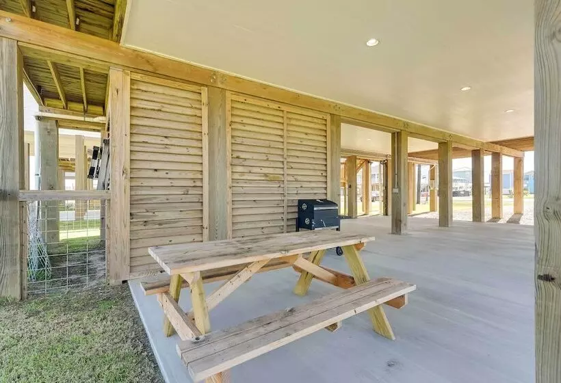 Blue Crab  Home In Surfside Beach: Walk To Beach!