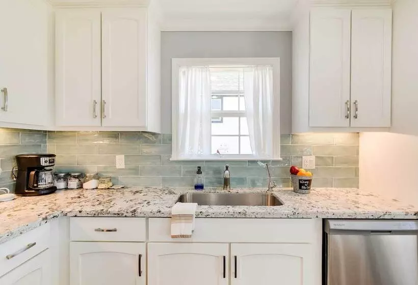 Blue Crab  Home In Surfside Beach: Walk To Beach!