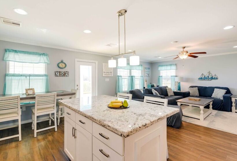 Blue Crab  Home In Surfside Beach: Walk To Beach!