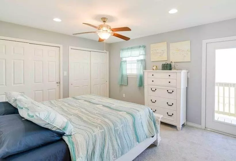 Blue Crab  Home In Surfside Beach: Walk To Beach!