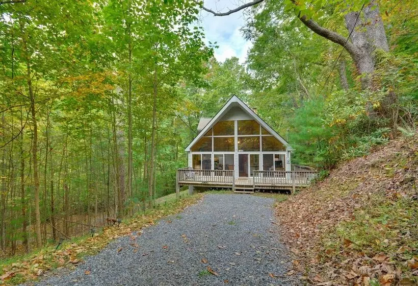 Serene Fancy Gap Cabin Retreat In Private Setting!