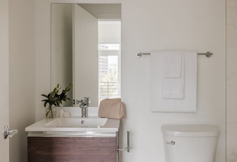 Reside Noma, A Wyndham Residence