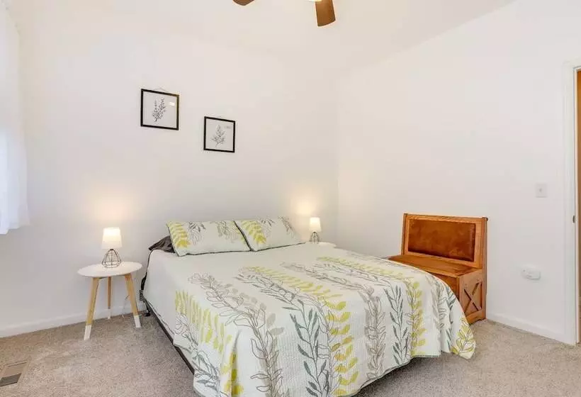 Spacious Brighton Home W/ Game Room + Fire Table!