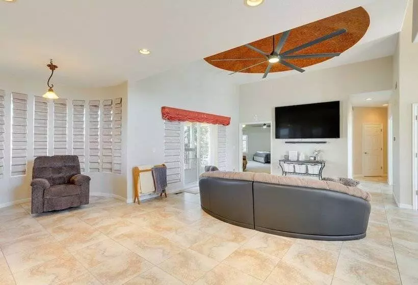 Spacious Brighton Home W/ Game Room + Fire Table!