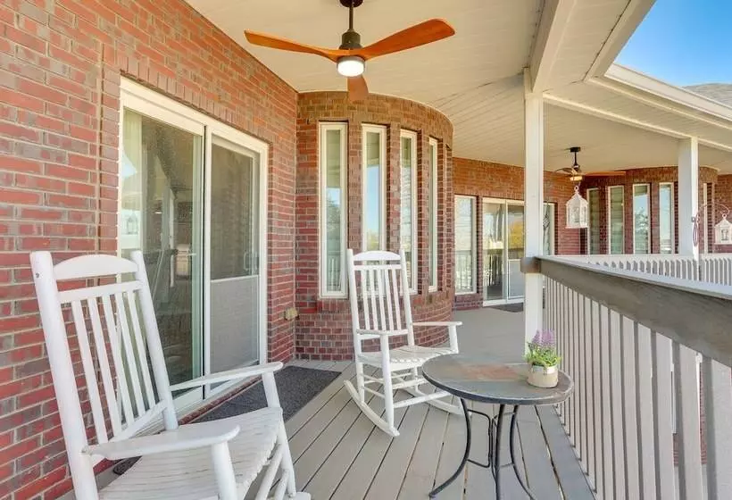 Spacious Brighton Home W/ Game Room + Fire Table!