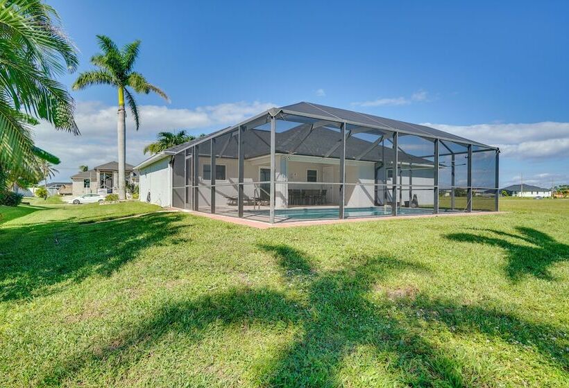 Furnished Lanai + Pool: Sunlit Cape Coral Getaway!