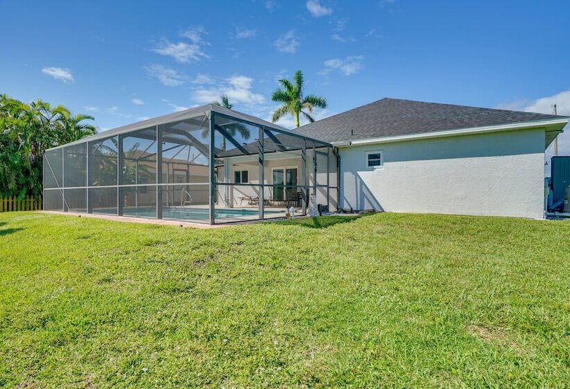 Furnished Lanai + Pool: Sunlit Cape Coral Getaway!