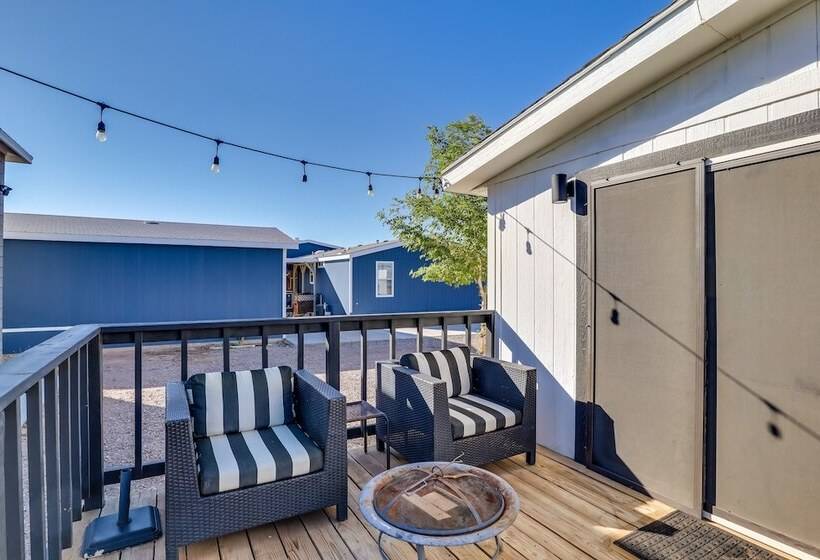 Updated Topock Home W/ Deck & Fire Pit!