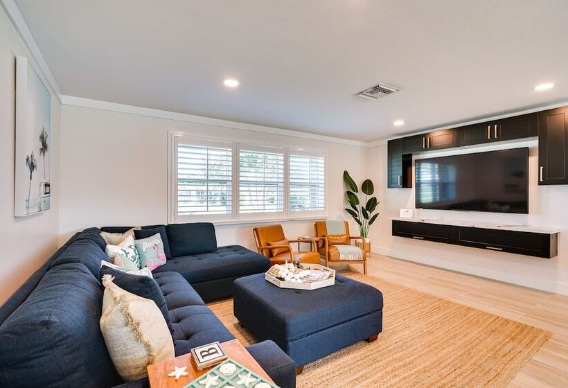 Waterfront Fort Myers Home: Private Pool & Dock