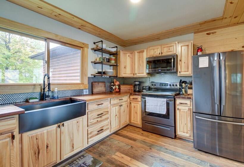 Waterfront Wahkon Cabin W/ Gas Grill & Fire Pit!