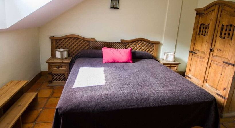 هاستل Posada Del Huécar